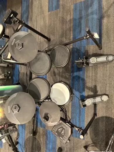 Simmons - SD200 Electronic Drum Kit 2